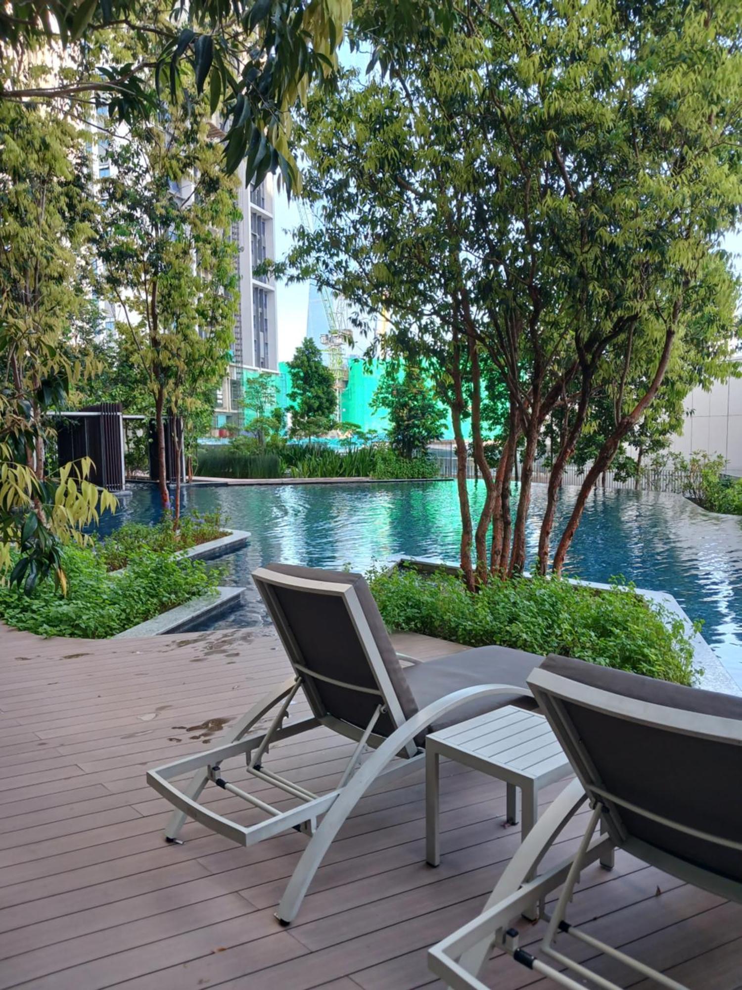 Lotus Infinity Pool At Lucentia Lägenhet Kuala Lumpur Exteriör bild
